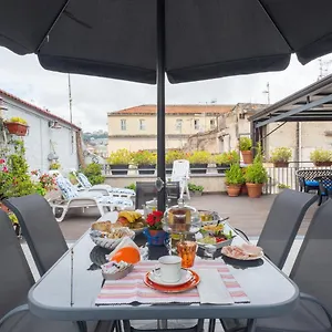 La Terrazza Ai Miracoli Bed & Breakfast